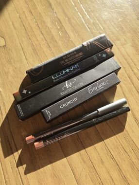 NEW Bundle of Eye & Lip Liners